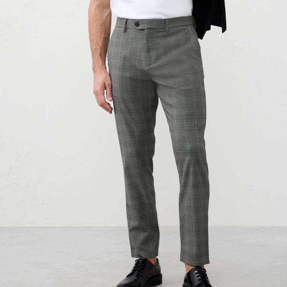 Banana Republic Factory Grayson Slim Tapered Pant, Gray Glenplaid, EUC
